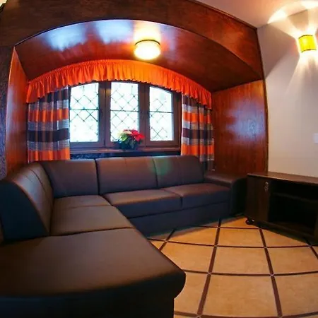 Kwatera prywatna Pokoje Gościnne Pod Sosnami