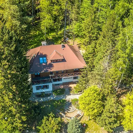 Pokoje Gościnne Pod Sosnami * Karpacz