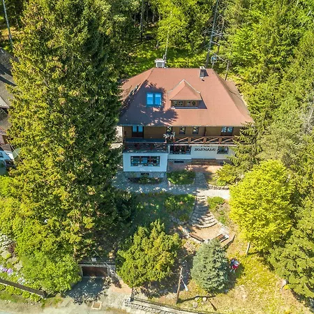 Pokoje Gościnne Pod Sosnami Karpacz